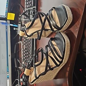 Black Sandals, wide width, size 8